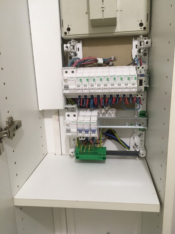 Remise en conformité du tableau électrique d’un t2 de 60 m² à Mérignac proche Pessac