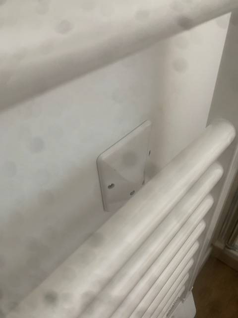 Remise aux normes des circuits électriques d'une salle de bain à Bordeaux