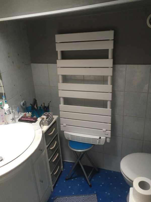 pose et raccordement seche serviette d'un appartement de 55 m2 a floirac proche bouliac