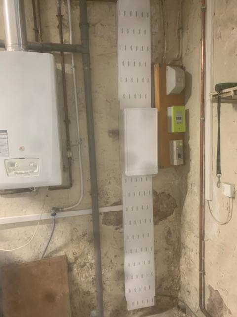 Remplacement tableau électrique d'un immeuble de 140 m2 à Bordeaux bastide  proche pont st jean 