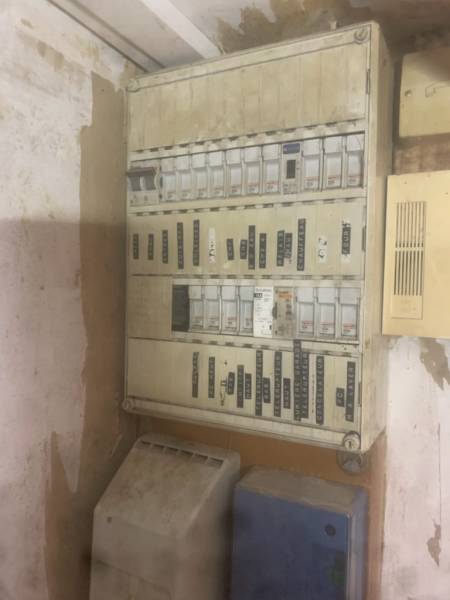 Remise aux normes tableau électrique d'une ancienne  échoppe de 100m2  à Bordeaux gare st jean proche bégles