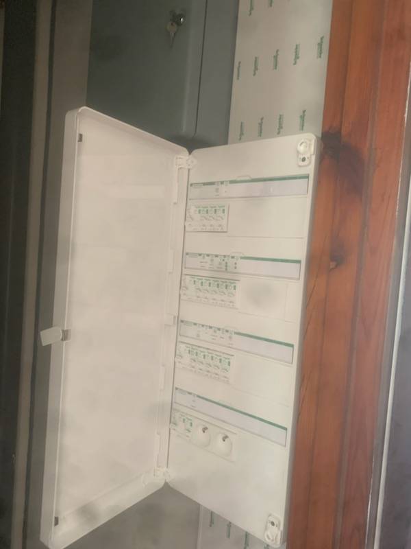 remise aux normes tableau electrique 4 rangées selon nfc15100