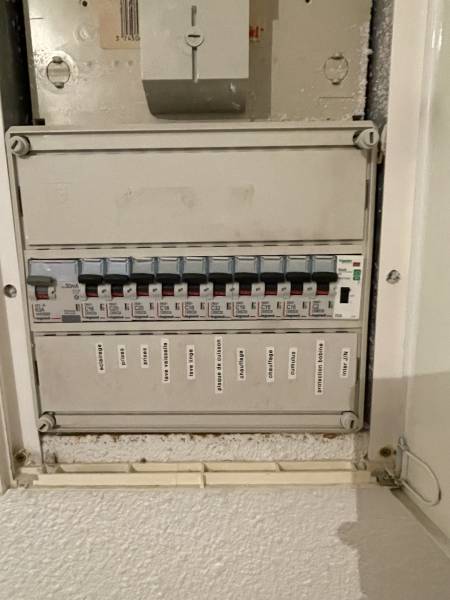 Dépannage d’une alimentation chauffe-eau heures creuses/heures pleines à Bordeaux Nansouty proche Saint-Genès