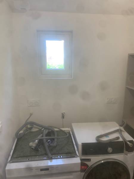 remplacement et remise aux normes extraction d'air( vmc ) pour un appartement de 50m2 a bordeaux centre au rdc d'une échoppe bordelaise