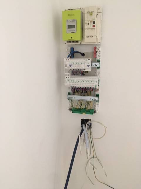 electricien serieux pour renover  votre installation électrique de votre appartement de 30 m2 à Talence (33400) proche pessac suite a un incendie ?