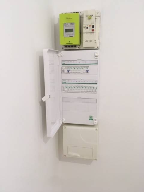 electricien serieux pour renover  votre installation électrique de votre appartement de 30 m2 à Talence (33400) proche pessac suite a un incendie ?