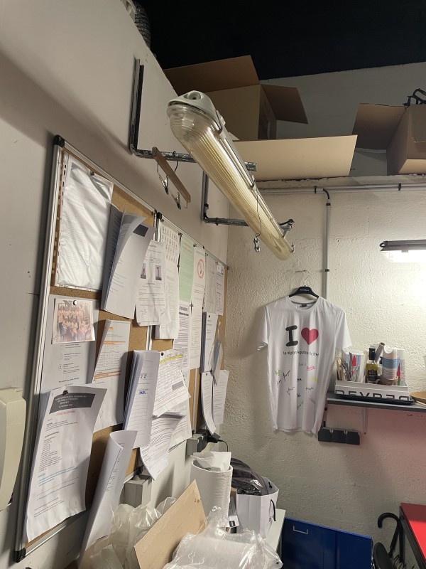 remplacement des luminaires d un magasin de 150 m2 à Mérignac proche pessac 