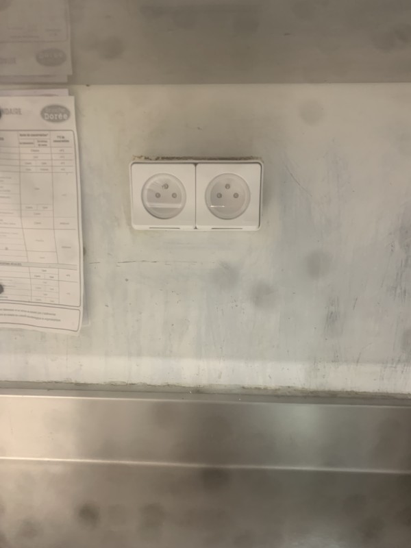 remise en conformité des prises d'une cuisine professionnelle rue ste catherine proche grand théâtre