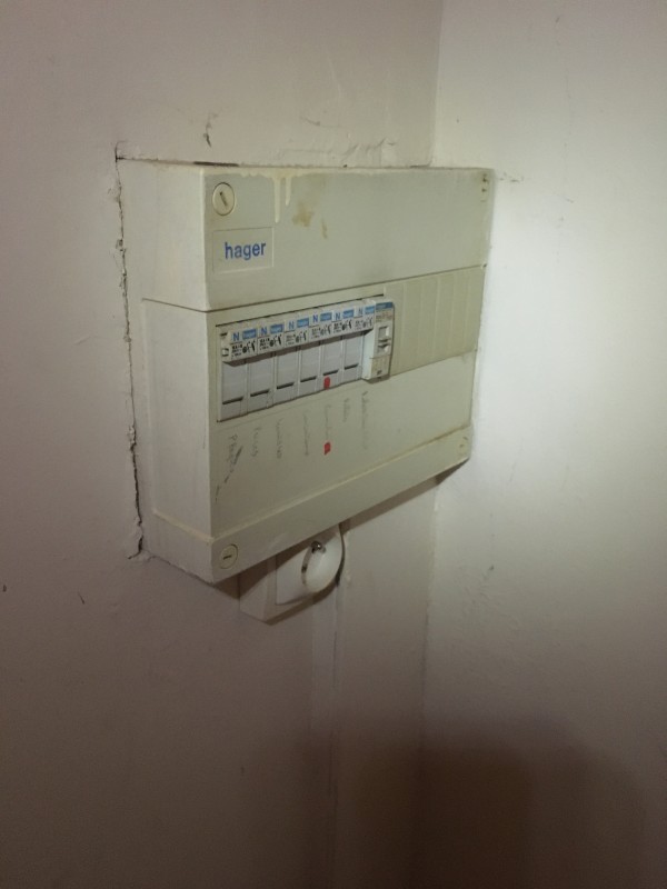 Remise en conformité du tableau électrique d’un studio de 25 m² à Talence proche Pessac